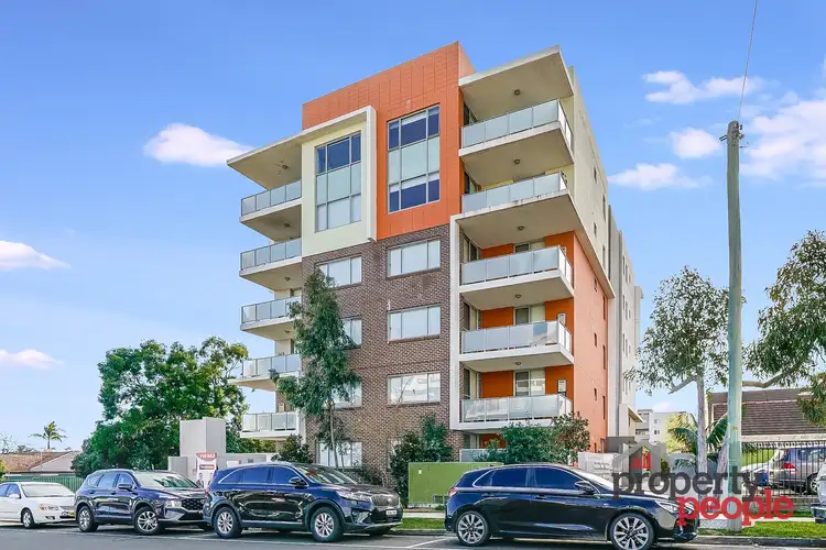 19/12-14 King Street, Campbelltown NSW 2560