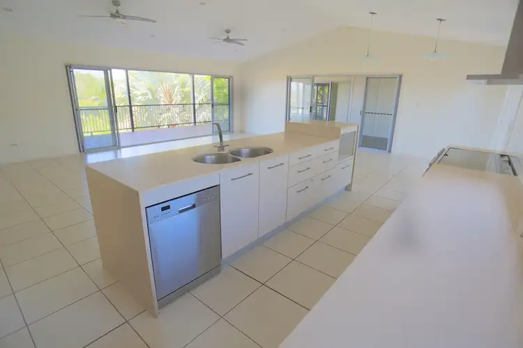 11 Gap Street, Emu Park QLD 4710