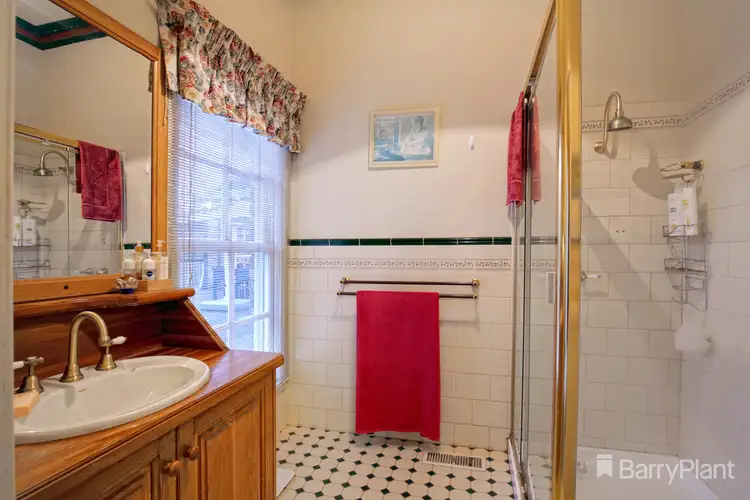 Sixth view of Homely house listing, 4 Lakeview Court, Emerald VIC 3782