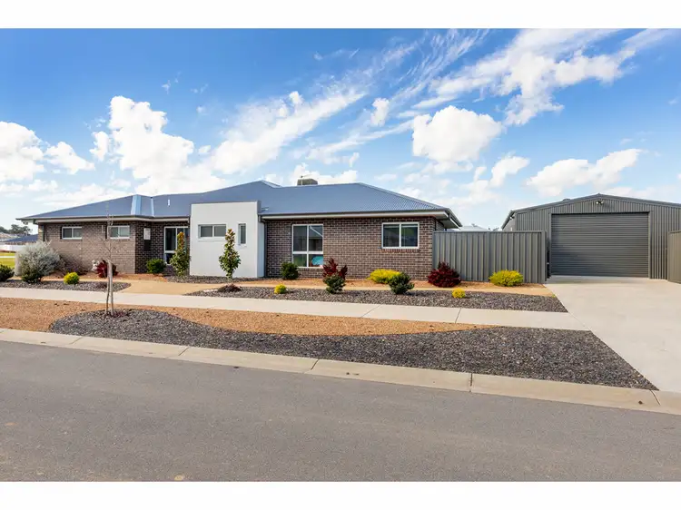 Second view of Homely house listing, 86 Cuthbert Street, Killara VIC 3691