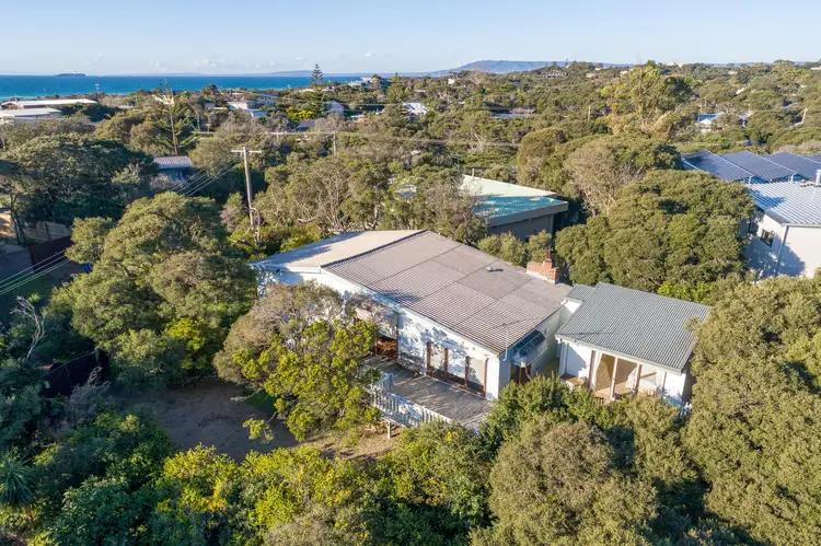 5 Younger Avenue, Rye VIC 3941