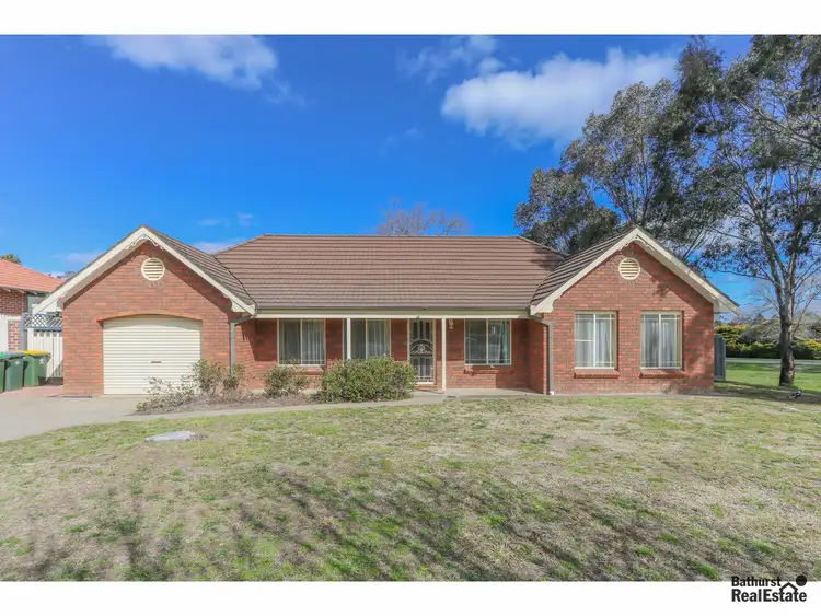 Main view of Homely house listing, 7 Wentworth Drive, Kelso NSW 2795