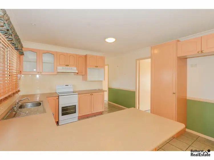 Second view of Homely house listing, 7 Wentworth Drive, Kelso NSW 2795