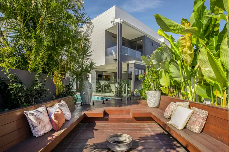 Main view of Homely villa listing, 1/25 Merrimac Boulevard, Broadbeach Waters QLD 4218
