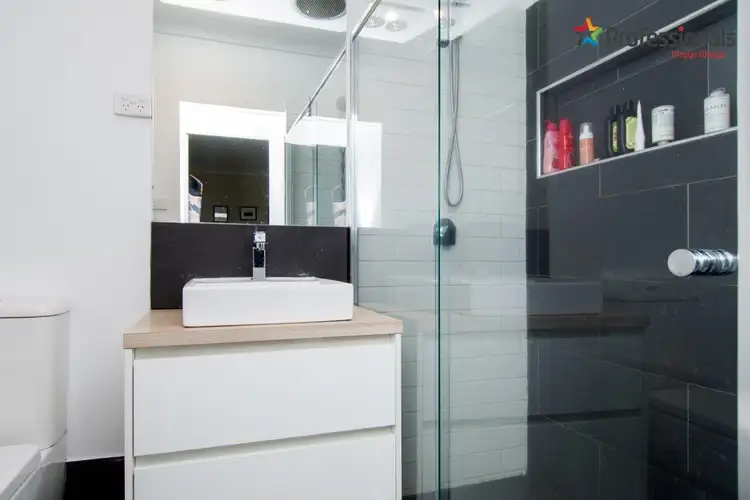 Seventh view of Homely house listing, 13 Myall Crescent, Lake Albert NSW 2650