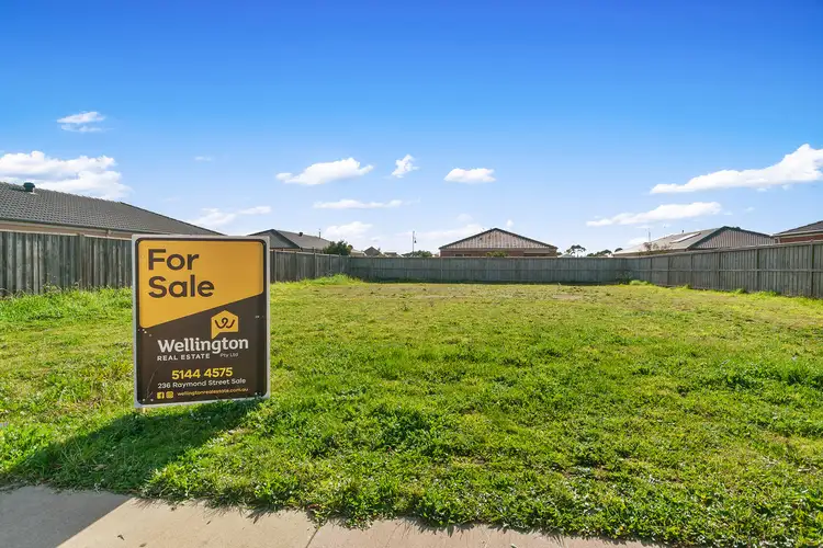 18 Ruthberg Drive, Sale VIC 3850