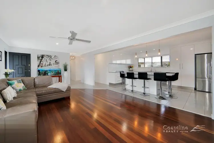 102 Avenell Street, Avenell Heights QLD 4670