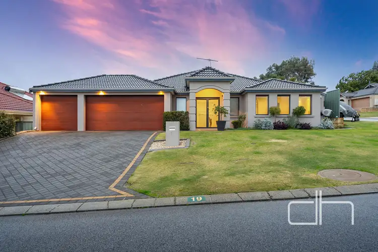 19 Sherwin Rise, Landsdale WA 6065