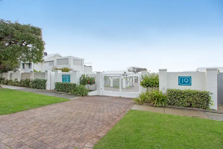 Second view of Homely villa listing, 7/19 Flora Terrace, Watermans Bay WA 6020