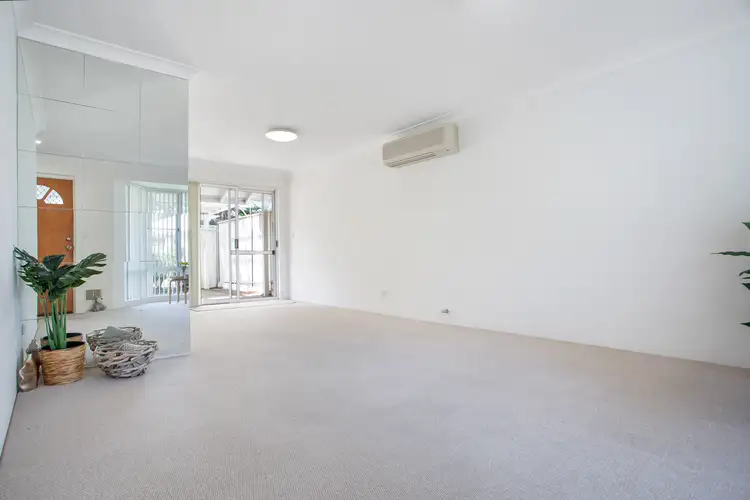 Fifth view of Homely villa listing, 7/19 Flora Terrace, Watermans Bay WA 6020