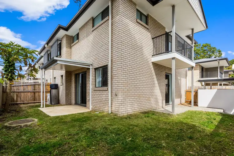 1/300 Redbank Plains Road, Bellbird Park QLD 4300