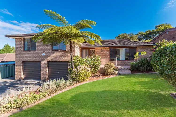 6 Darryl Road, Wyoming NSW 2250