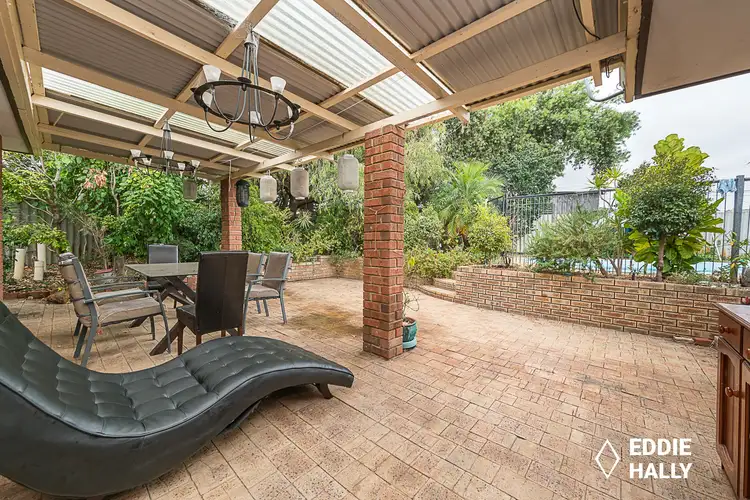 10 Hazlett Close, South Lake WA 6164