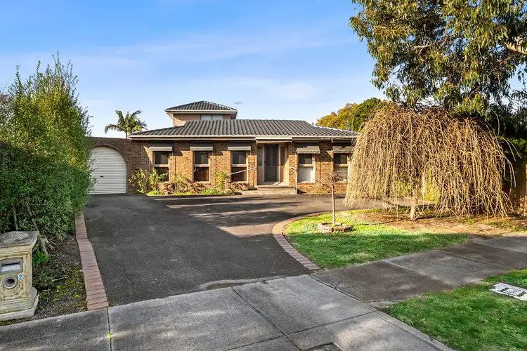 2 Burgess Court, Frankston VIC 3199