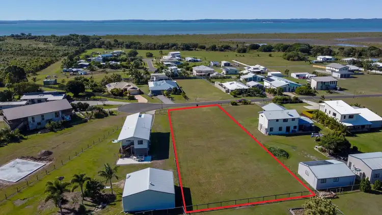 22 Woongoolbver Court, River Heads QLD 4655