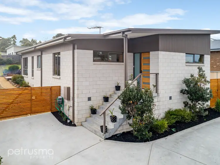 12 Dianella Drive, Blackmans Bay TAS 7052