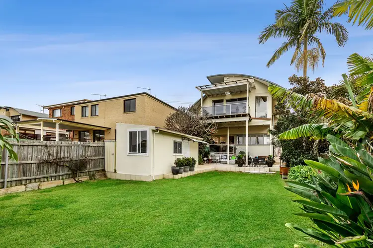 25 Edward Street, Narraweena NSW 2099
