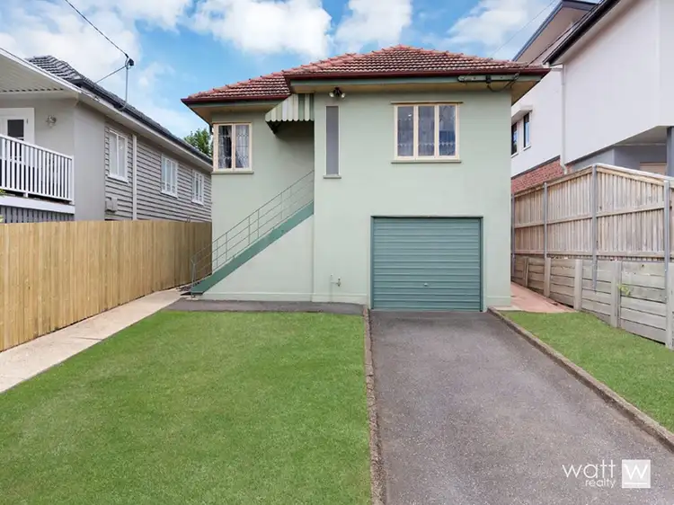 27 Vale Street, Wavell Heights QLD 4012