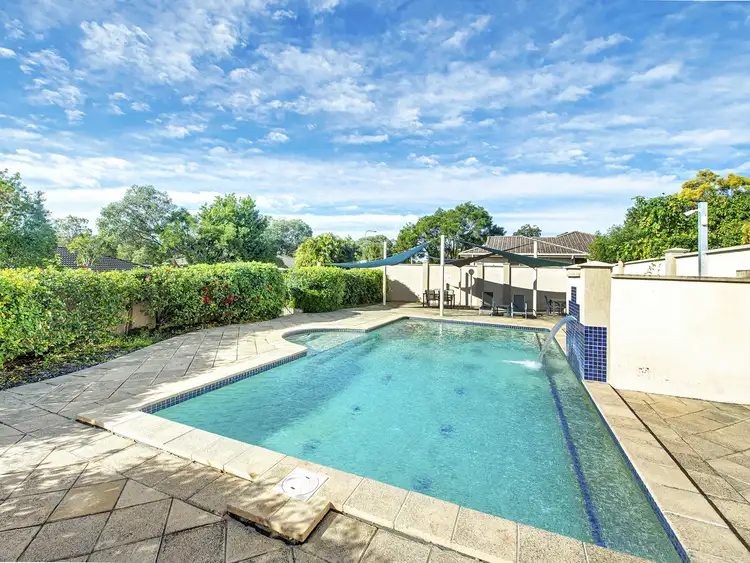 2/8 John Paul Drive, Daisy Hill QLD 4127