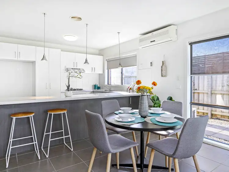Fourth view of Homely unit listing, 2/110 Bungower Road, Mornington VIC 3931