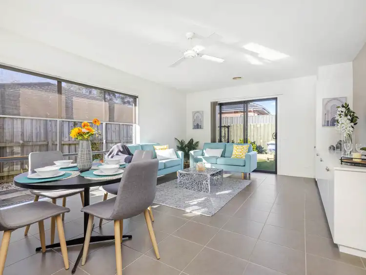 Fifth view of Homely unit listing, 2/110 Bungower Road, Mornington VIC 3931