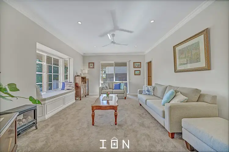 Second view of Homely house listing, 6 Alton Court, Narre Warren VIC 3805