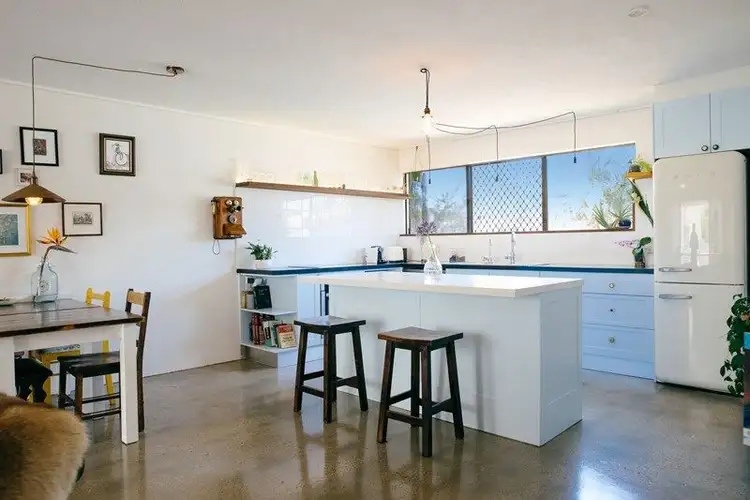 Main view of Homely unit listing, 3/5-7 Lavarack Road, Mermaid Beach QLD 4218