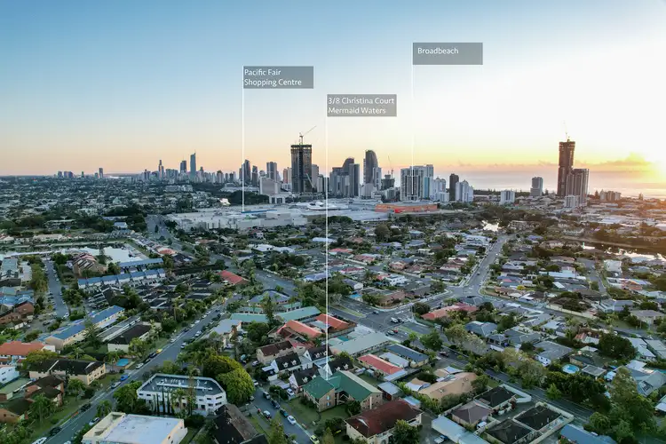 3/8 Christina Court, Mermaid Waters QLD 4218
