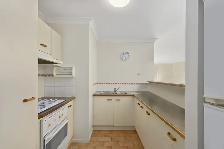 Fifth view of Homely house listing, 8/6-20 Ben Lomond Drive, Highland Park QLD 4211