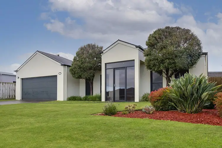 8 Nina Street, Dennington VIC 3280