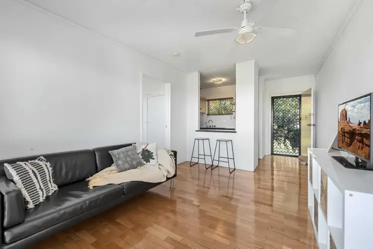 Fourth view of Homely unit listing, 28/2 Gertrude Street, Highgate Hill QLD 4101