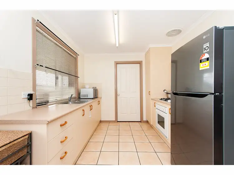 Fourth view of Homely house listing, 11 Oakmont Circuit, Wodonga VIC 3690