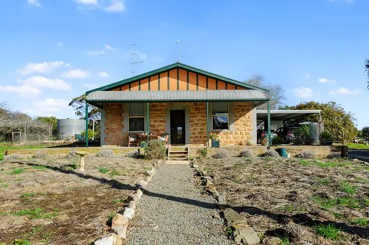 513 White Hut Road, Stanley Flat SA 5453