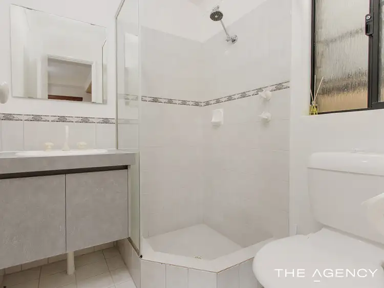 Fifth view of Homely house listing, 20 Arabella Meander, Warnbro WA 6169