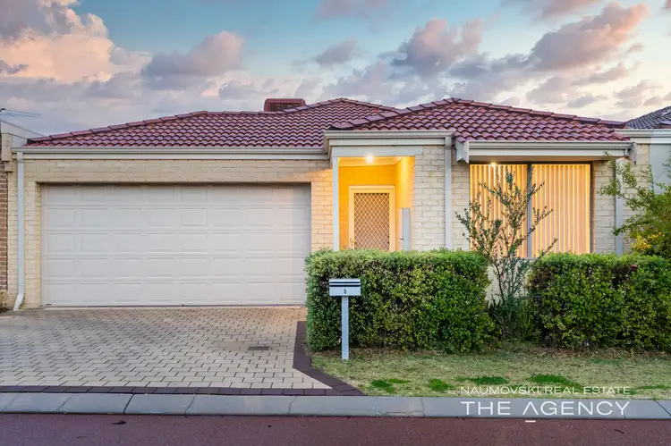 5 Viognier Link, Pearsall WA 6065