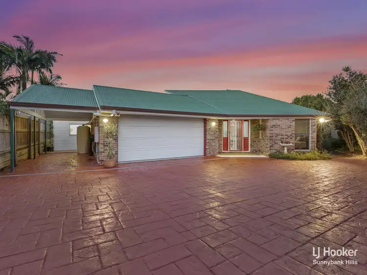 18 Eldena Place, Parkinson QLD 4115