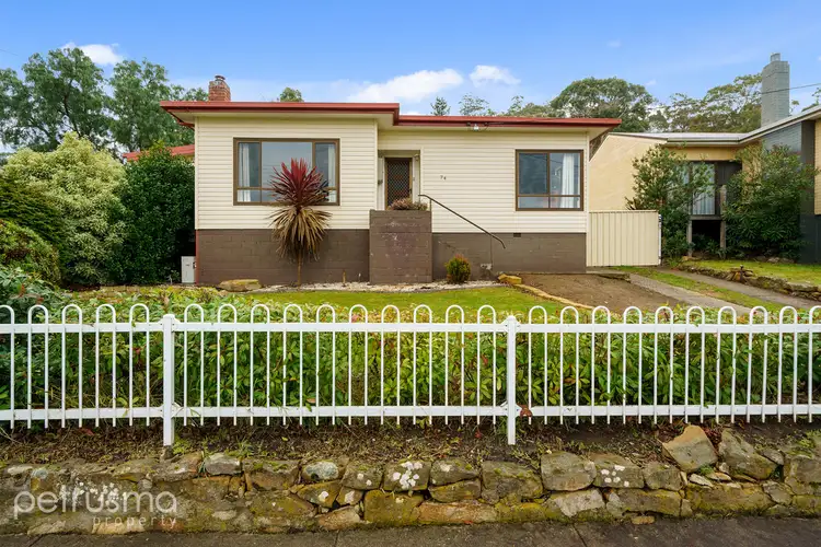 74 North Crescent, New Norfolk TAS 7140