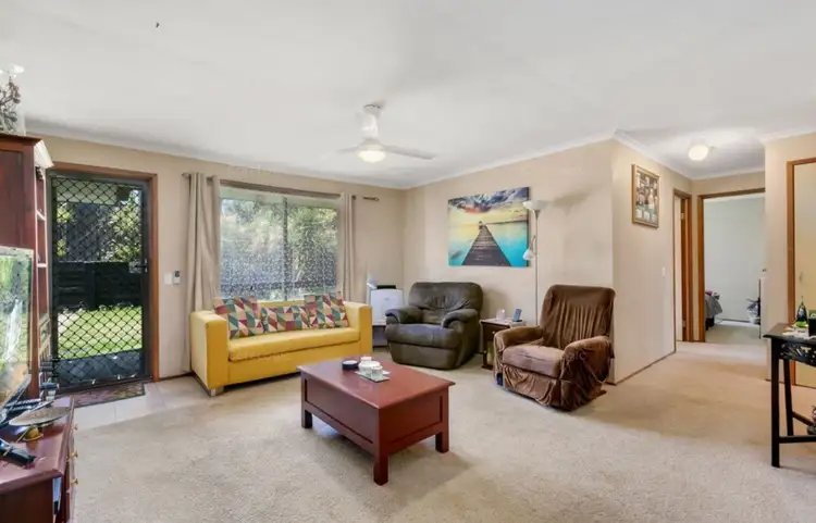 Second view of Homely semi-detached listing, 2/13 Gumbeel Court, Highland Park QLD 4211