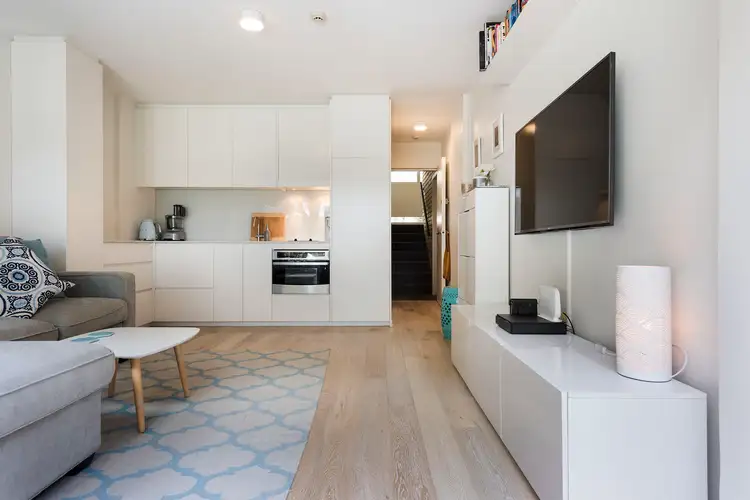 Main view of Homely apartment listing, 4/50-58 Roslyn Gardens, Rushcutters Bay NSW 2011