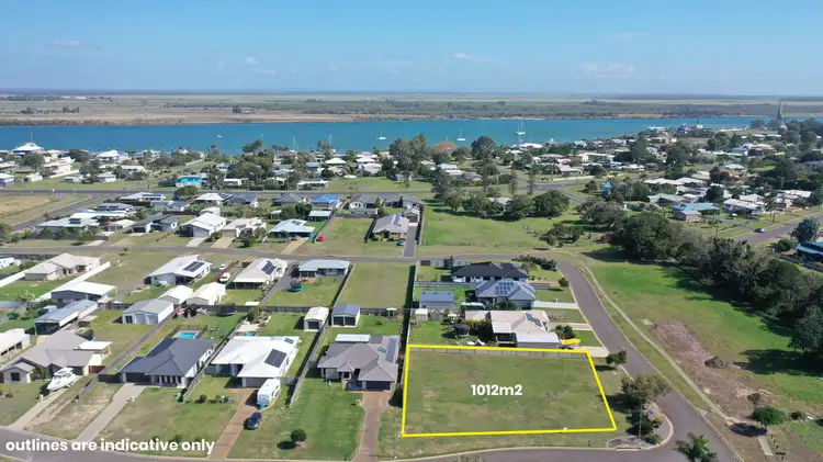 15 Sandstone Street, Burnett Heads QLD 4670