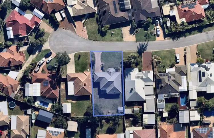 23 Summerlea Avenue, Meadow Springs WA 6210