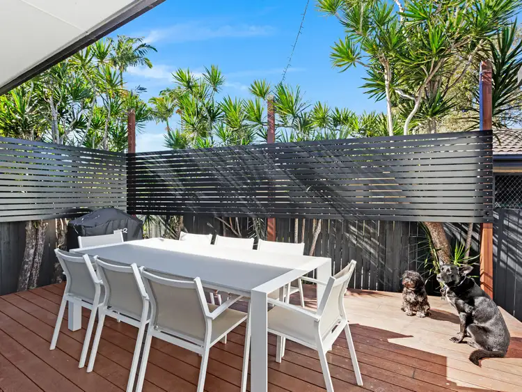 Sixth view of Homely semi-detached listing, 1/23 Albion Avenue, Miami QLD 4220