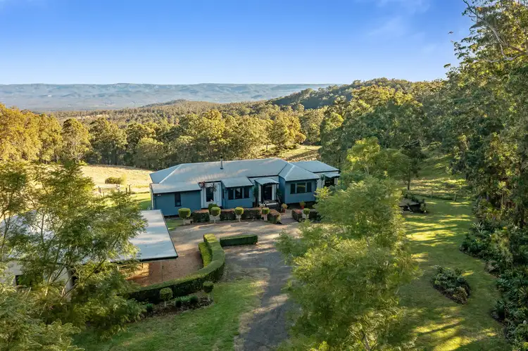 31 Palmtree Road, Ravensbourne QLD 4352