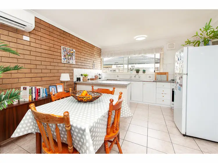 Third view of Homely unit listing, 1/429 Griffith Road, Lavington NSW 2641