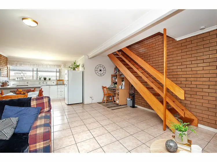 Fourth view of Homely unit listing, 1/429 Griffith Road, Lavington NSW 2641