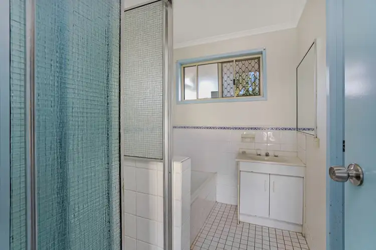 Sixth view of Homely house listing, 8 Kenneth Drive, Highland Park QLD 4211