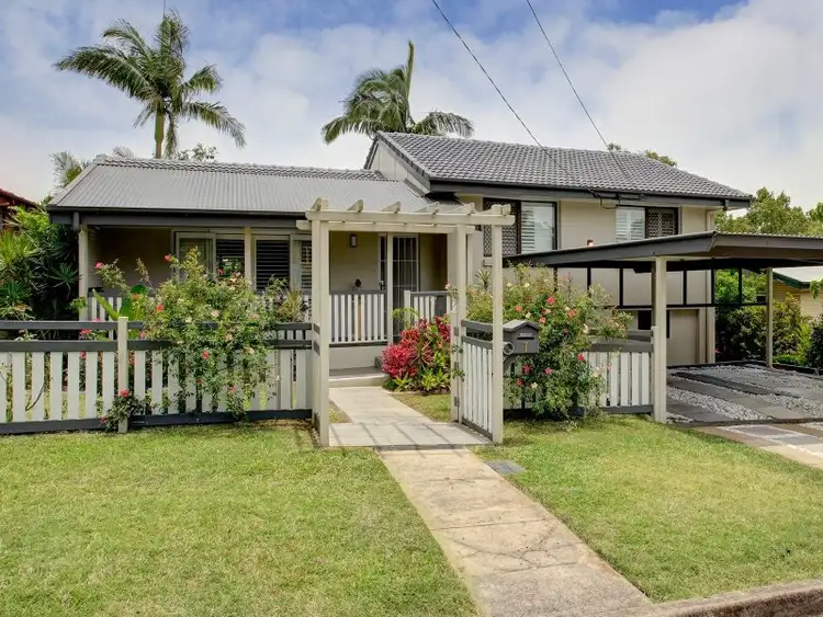 7 Gemalla Street, Stafford Heights QLD 4053