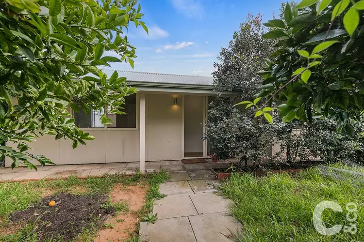 3 Langridge Crescent, Orelia WA 6167