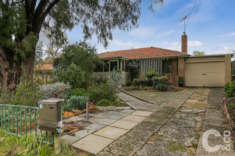 Second view of Homely house listing, 3 Langridge Crescent, Orelia WA 6167