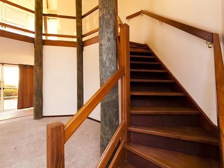 Sixth view of Homely house listing, 1 Pimelia Court, Swan View WA 6056